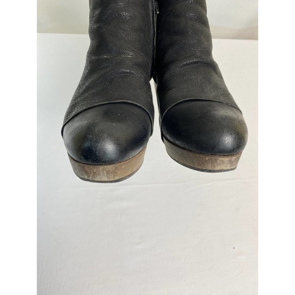 COCLICO Ndakinna Booties on Wooden Platform 38 - Picture 4 of 7